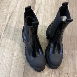 Ganni shinny boots